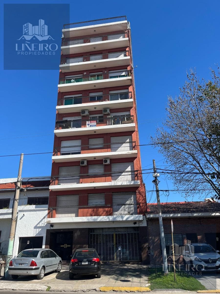 Departamento 2 ambientes con patio en VENTA - DON BOSCO