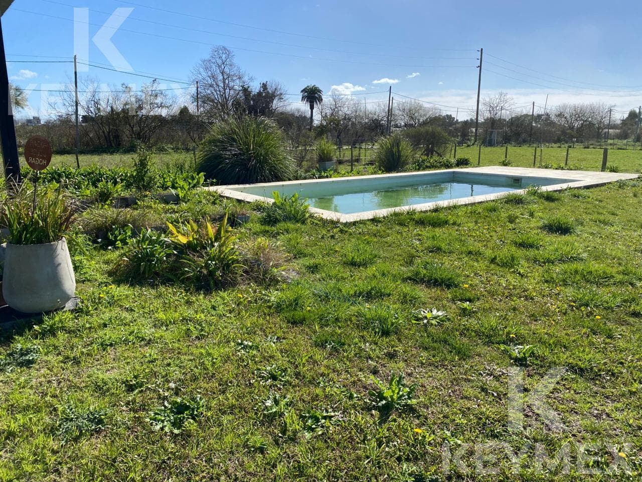 House with a Pool in Sicardi