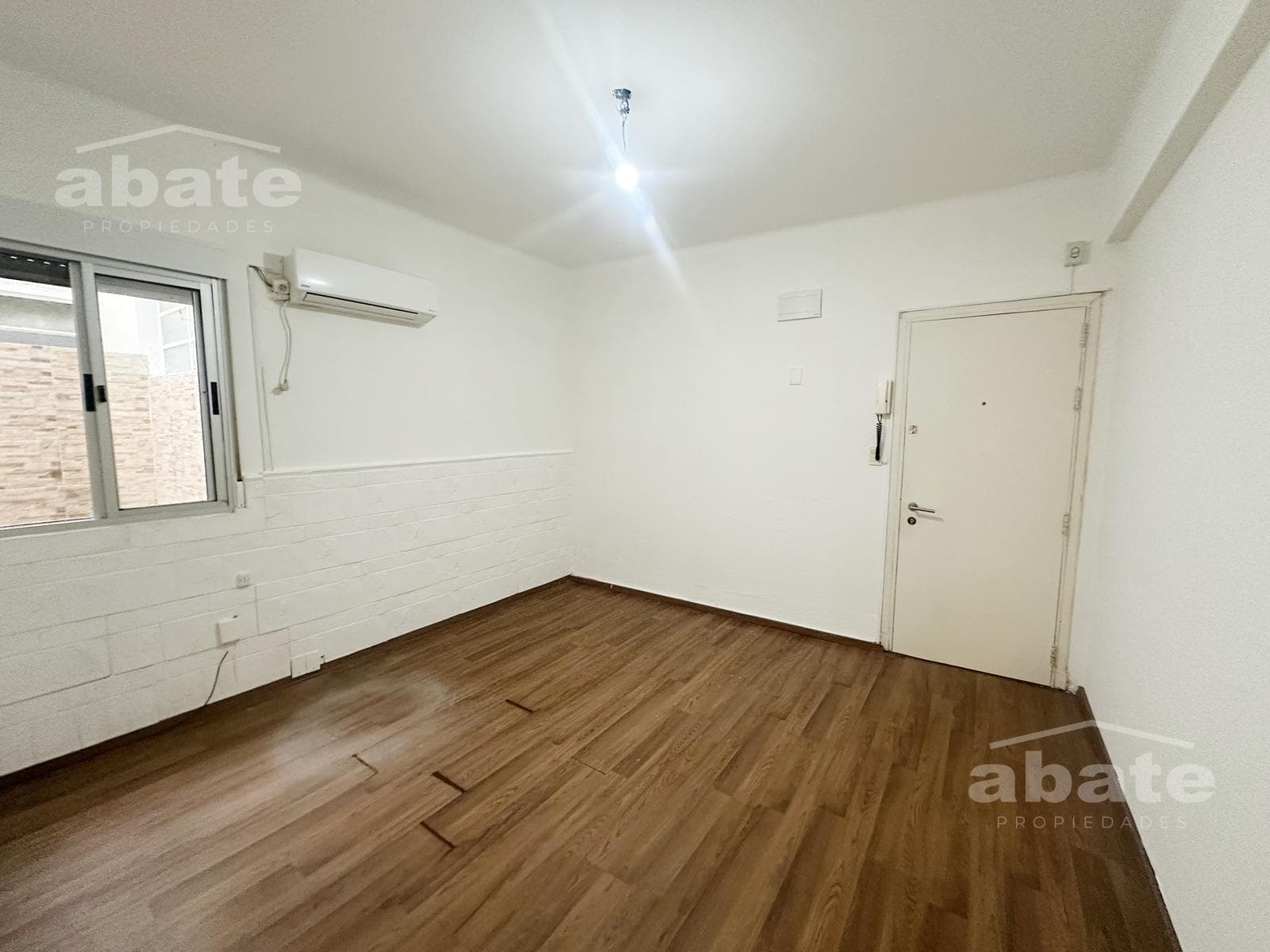 Apartamento en alquiler 1 dormitorio con patio