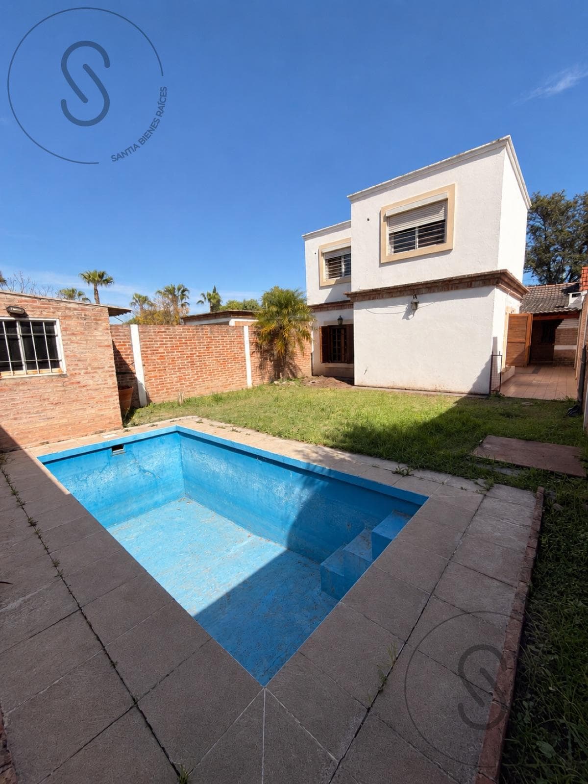 House for Sale in Villa Belgrano, 4 Bedrooms with Pool