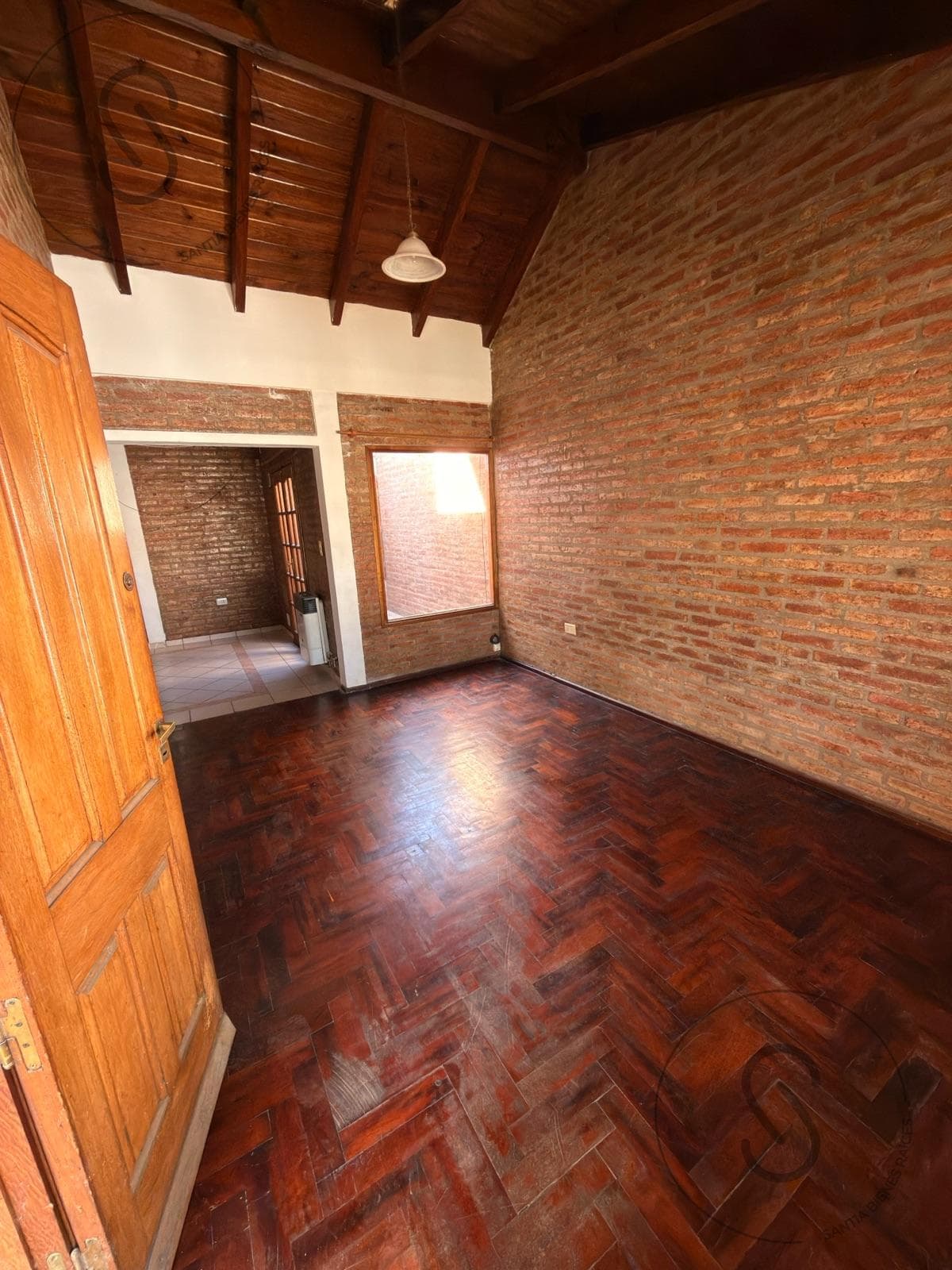 House for Sale in Villa Belgrano, 4 Bedrooms with Pool