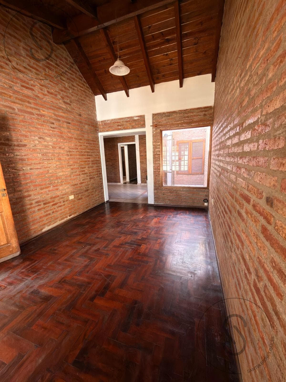 House for Sale in Villa Belgrano, 4 Bedrooms with Pool