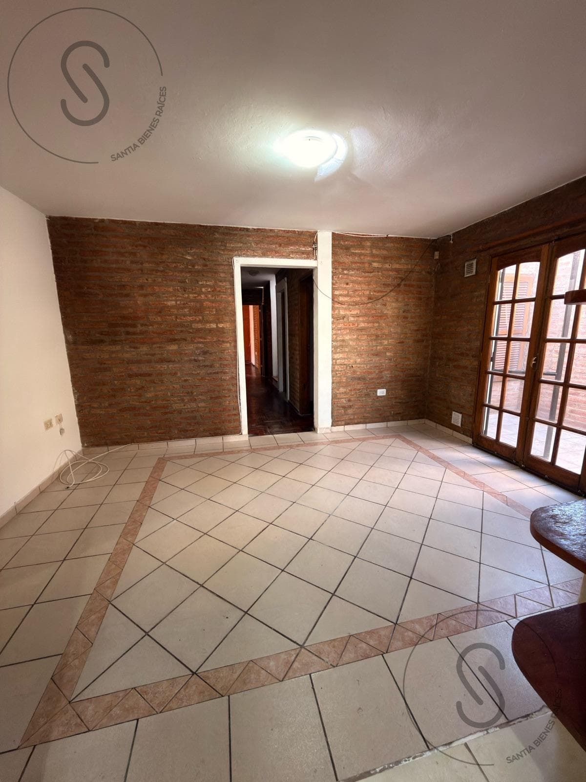 House for Sale in Villa Belgrano, 4 Bedrooms with Pool