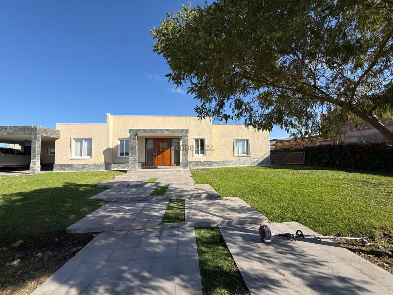 House in Maipu