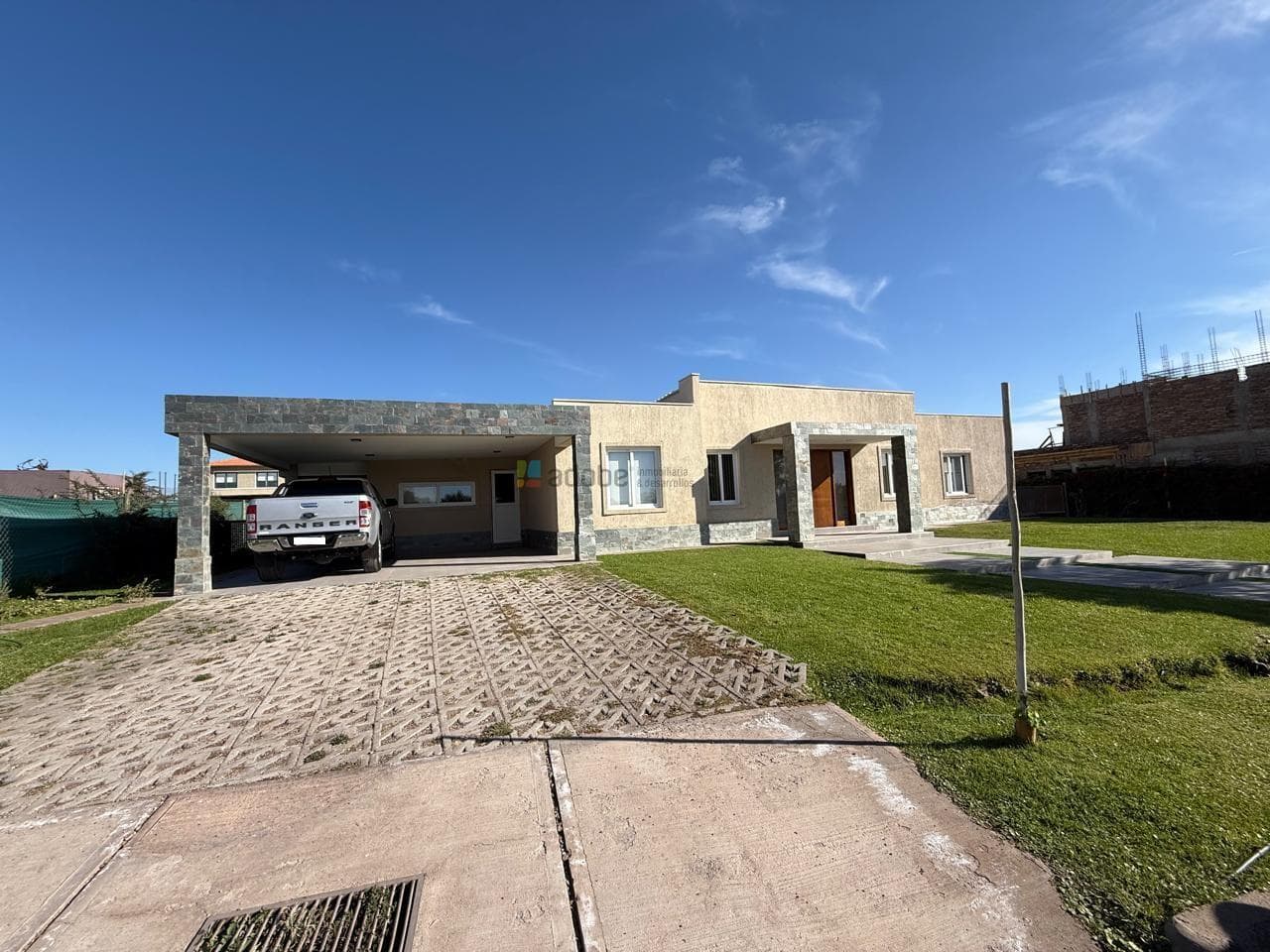 House in Maipu