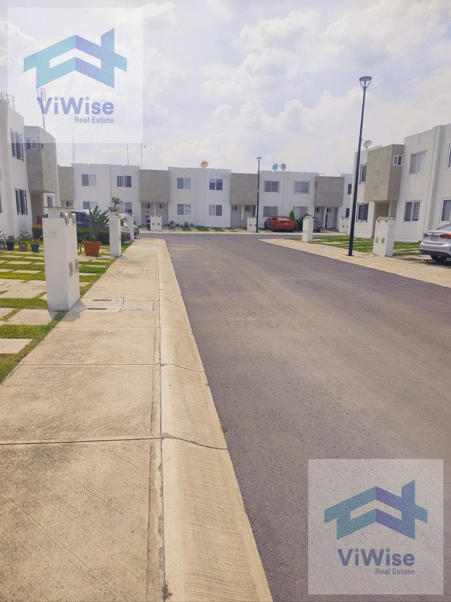 HOUSE FOR SALE IN TRES CASTOS WITH A BEDROOM ON THE GROUND FLOOR