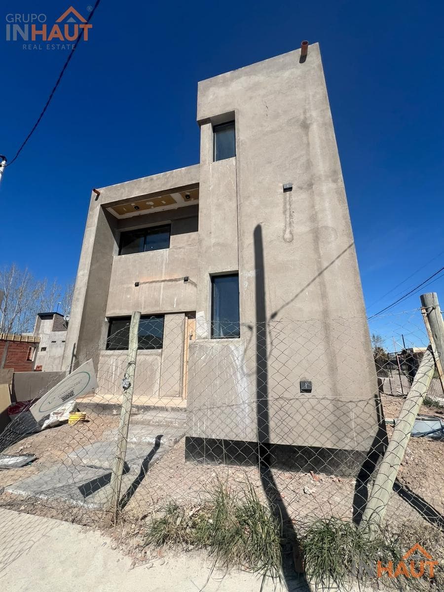 2-Bedroom Condo for Sale in Fernández Oro