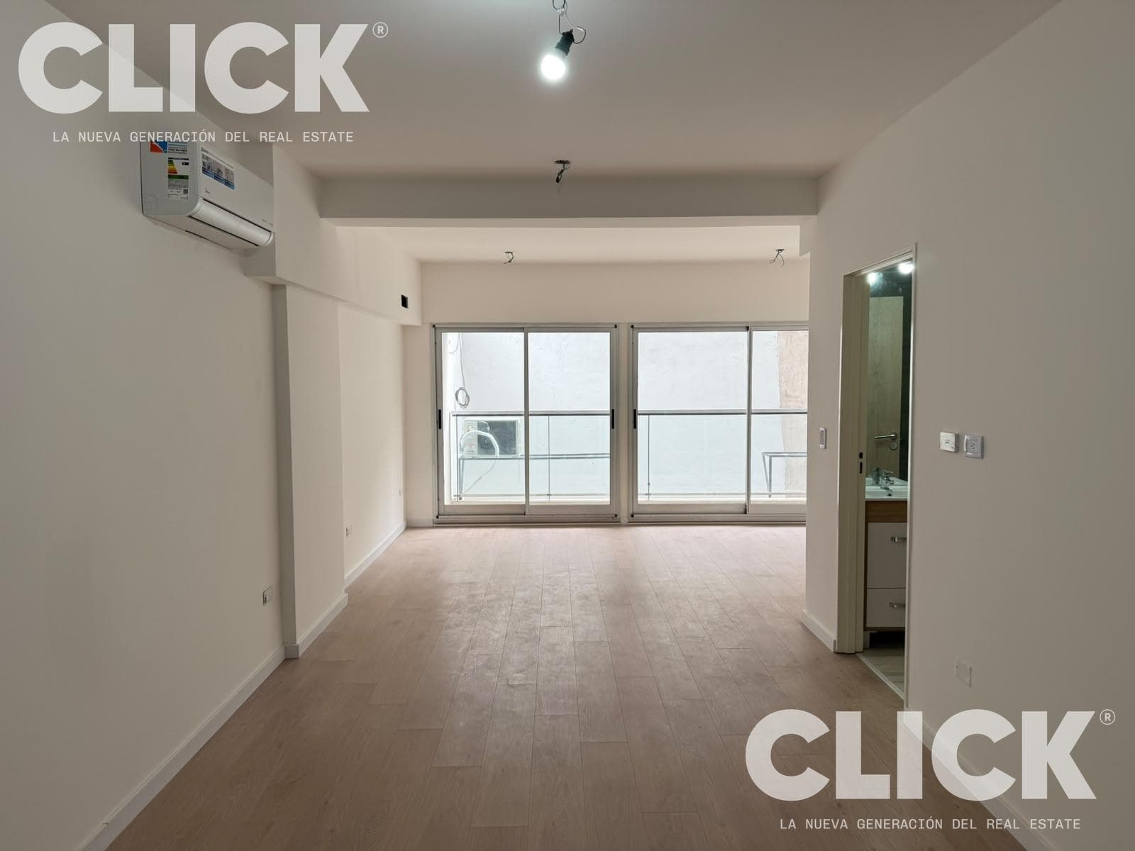 FOR RENT - STUDIO APARTMENT WITH BALCONY - CAN BE CONVERTED INTO A 2-ROOM APARTMENT - ALMAGRO