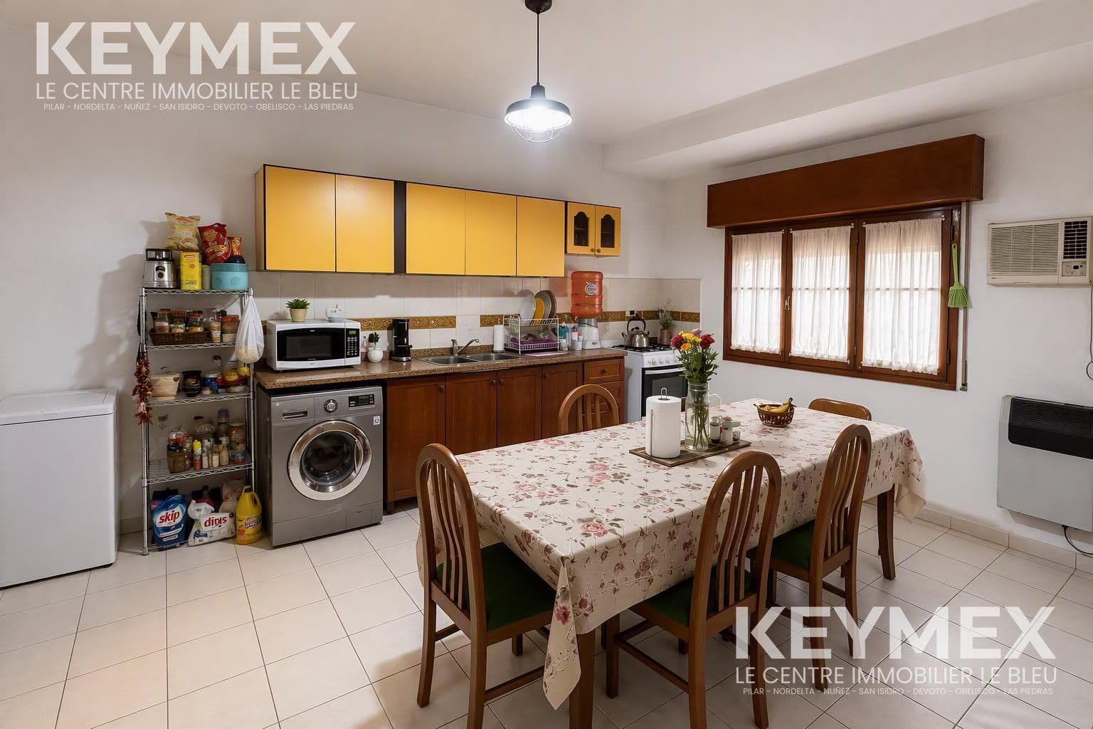 4-room house for sale with barbecue area and terrace in El Palomar, Morón