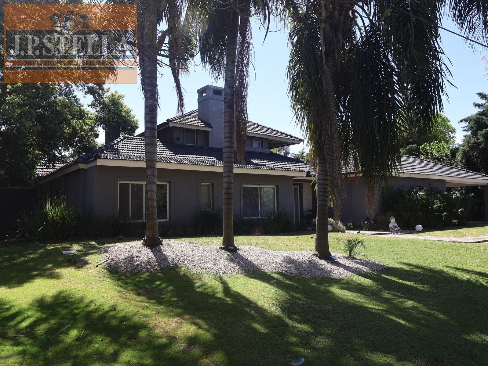 Casa 7 amb 435 m² s/ lote 1500 m² - Pileta Climatizada - San Diego C.C