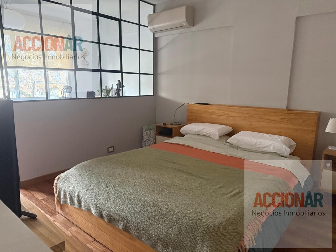 BRIGHT DUPLEX WITH A PATIO in Colegiales
