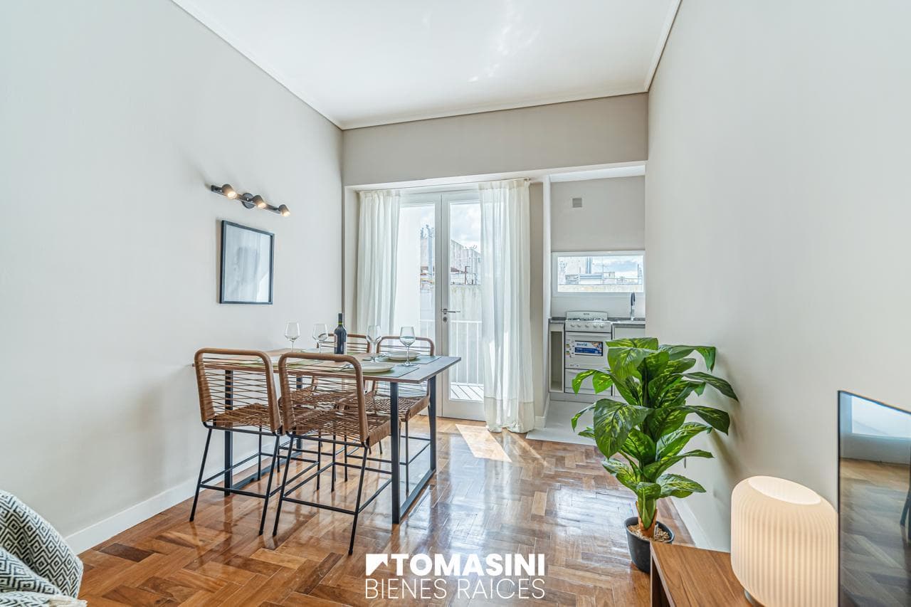 BRIGHT 2-ROOM APARTMENT FACING THE BACK STREET