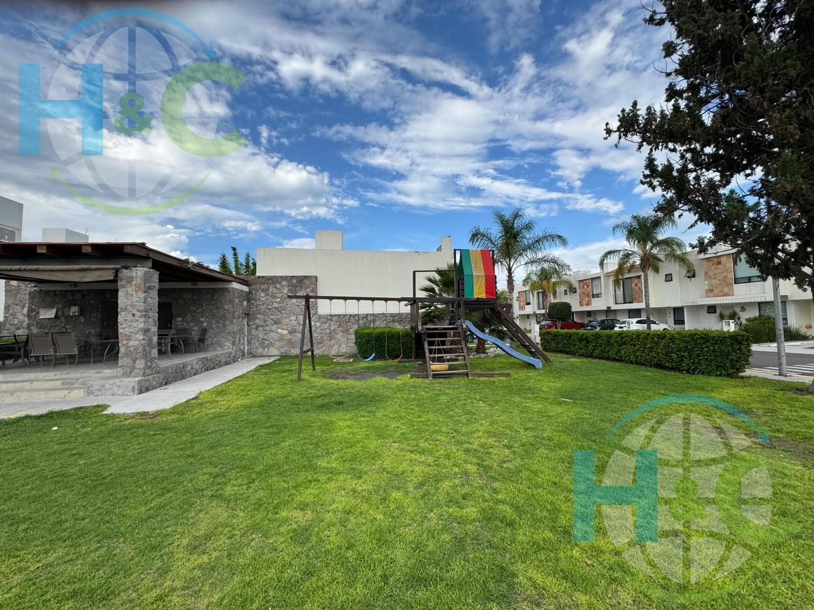 HOUSE FOR RENT IN THE SONTERRA SUBDIVISION, CORREGIDORA, QUERÉTARO
