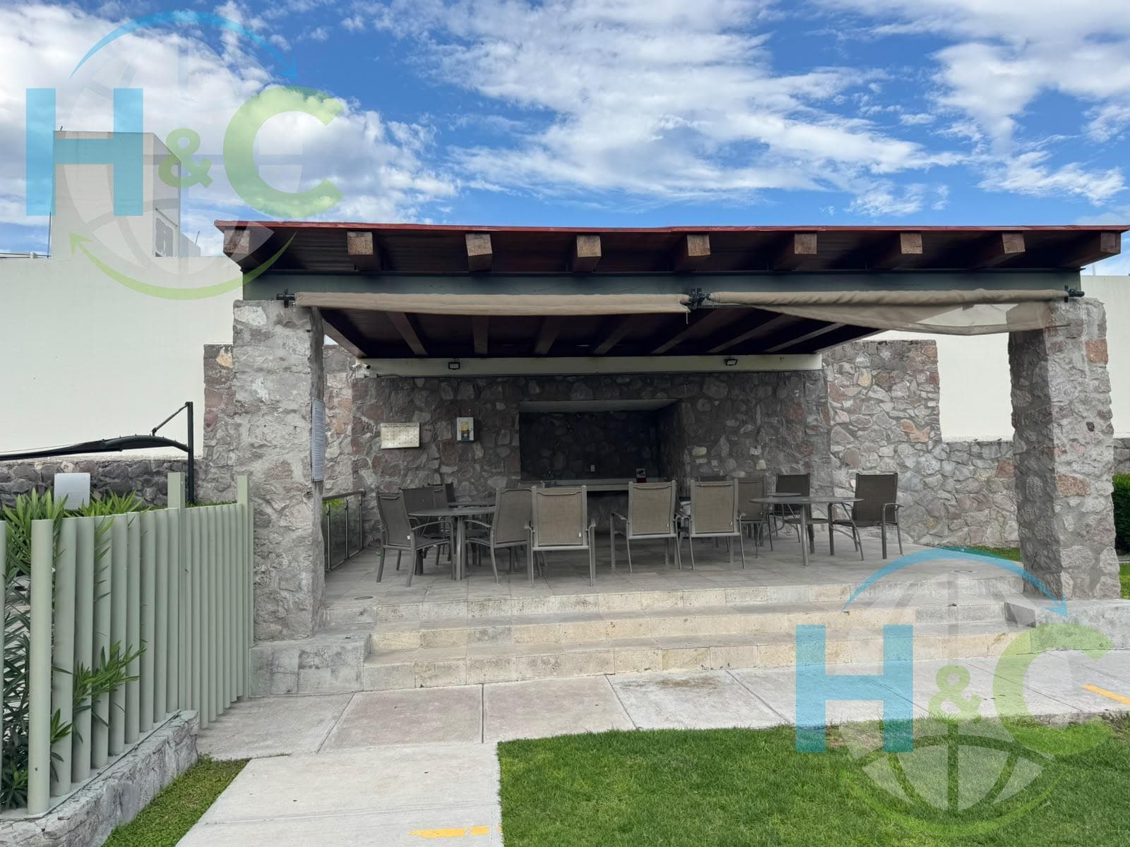 HOUSE FOR RENT IN THE SONTERRA SUBDIVISION, CORREGIDORA, QUERÉTARO