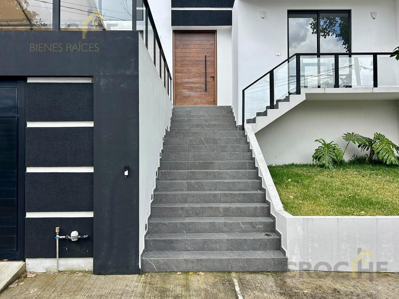 HOUSE FOR SALE IN THE COAPEXPAN RESIDENTIAL SUBDIVISION, XALAPA, VERACRUZ