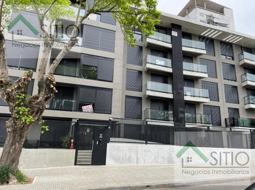 Excelente ubicación de apartamento en alquiler
