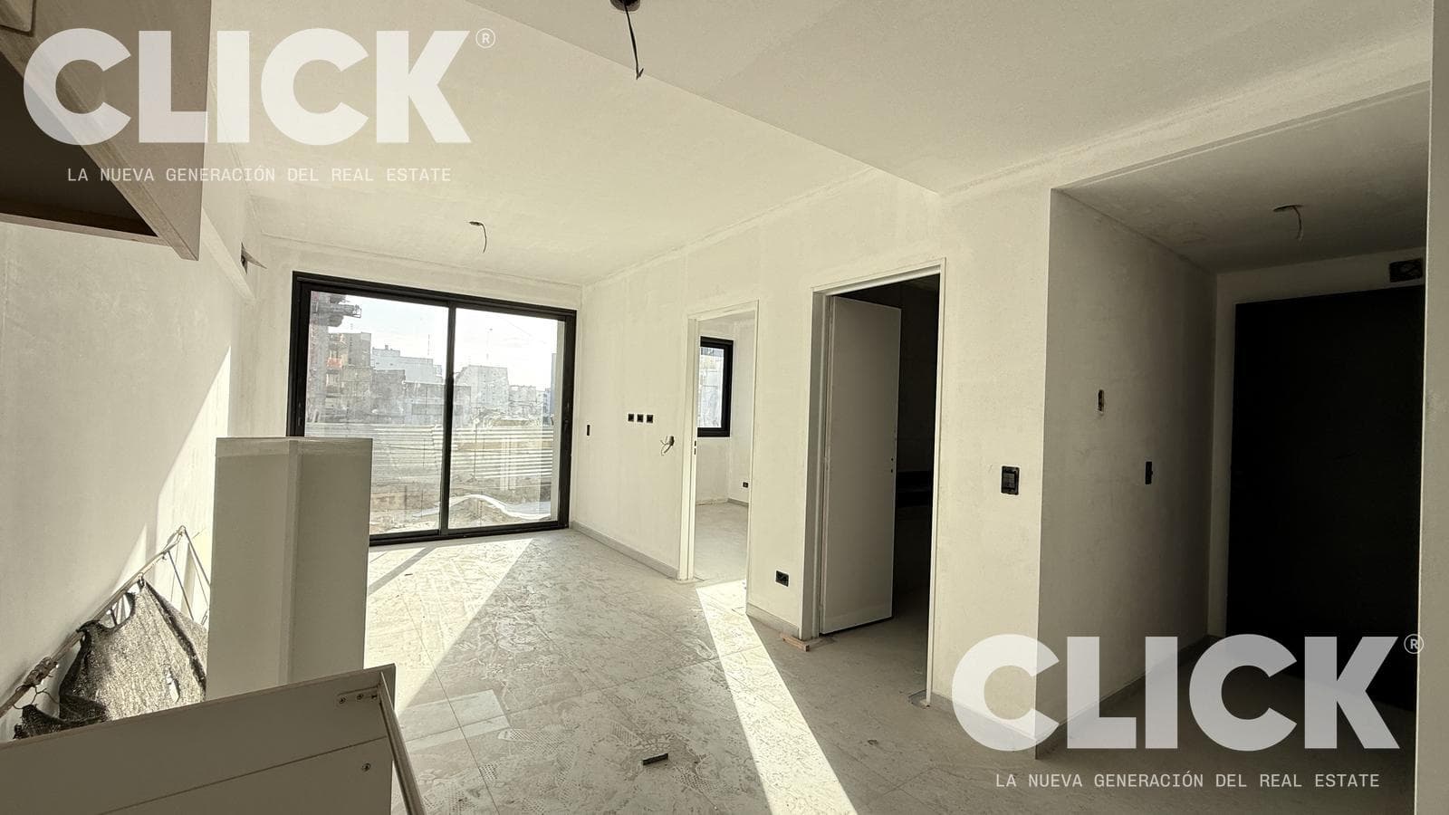 FOR SALE - 2-ROOM APARTMENT - BALCONY - AMENITIES - VILLA CRESPO