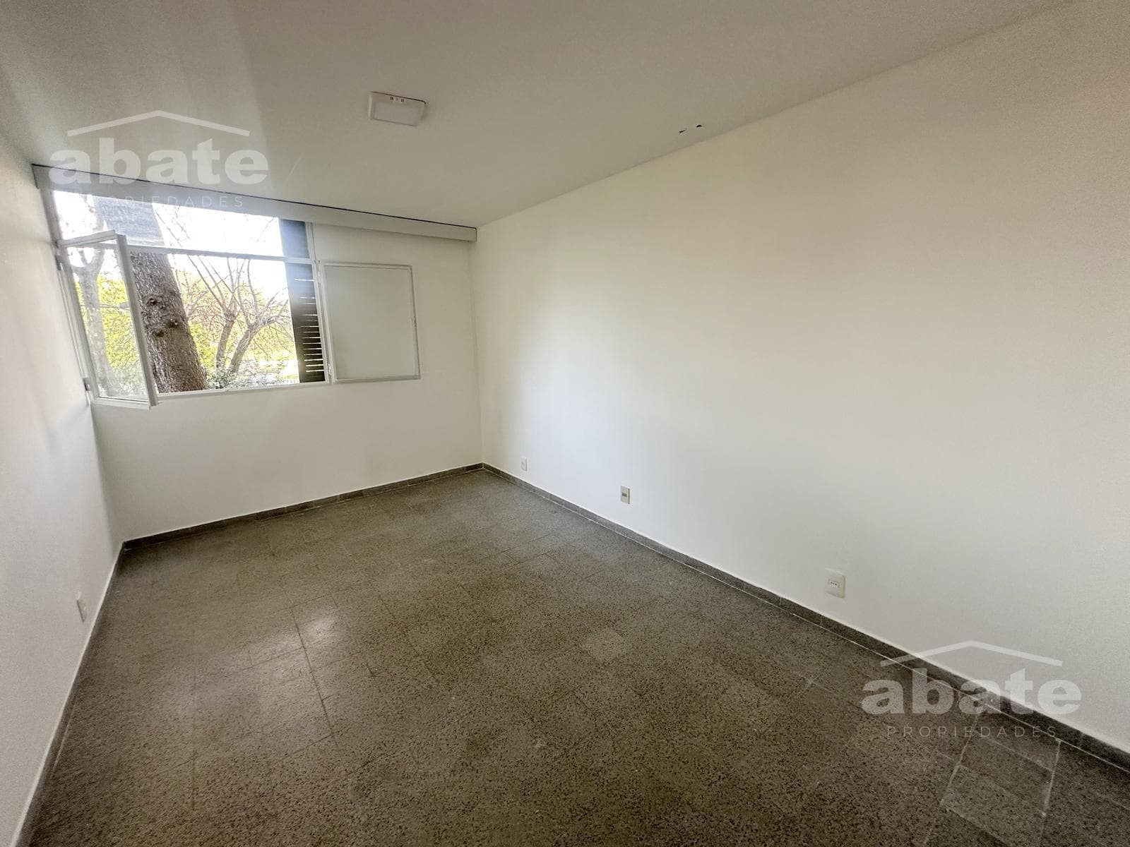 2-Bedroom Apartment for Rent in Antel Arena