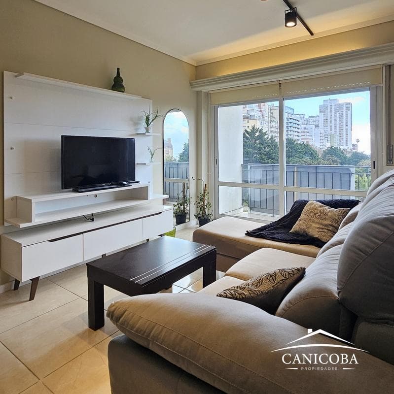 Apartment in Plaza Colón