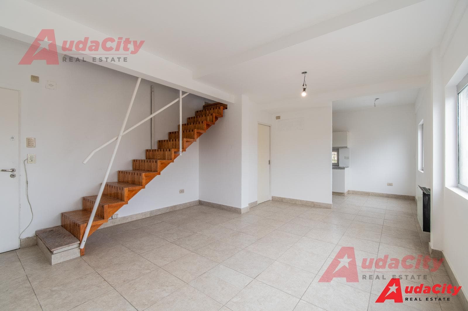 3-Room Apartment for Sale in Castelar with Pool and Grill