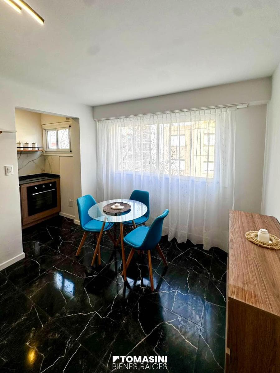 ONE-ROOM APARTMENT WITH A LARGE WINDOW