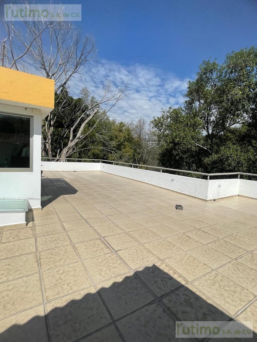 HOUSE FOR SALE WITH A POOL, TLALTENANGO, CUERNAVACA