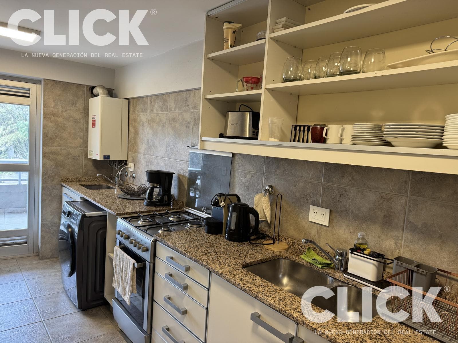4-Bedroom Apartment for RENT—Furnished and Fully Equipped, with Parking and Amenities.