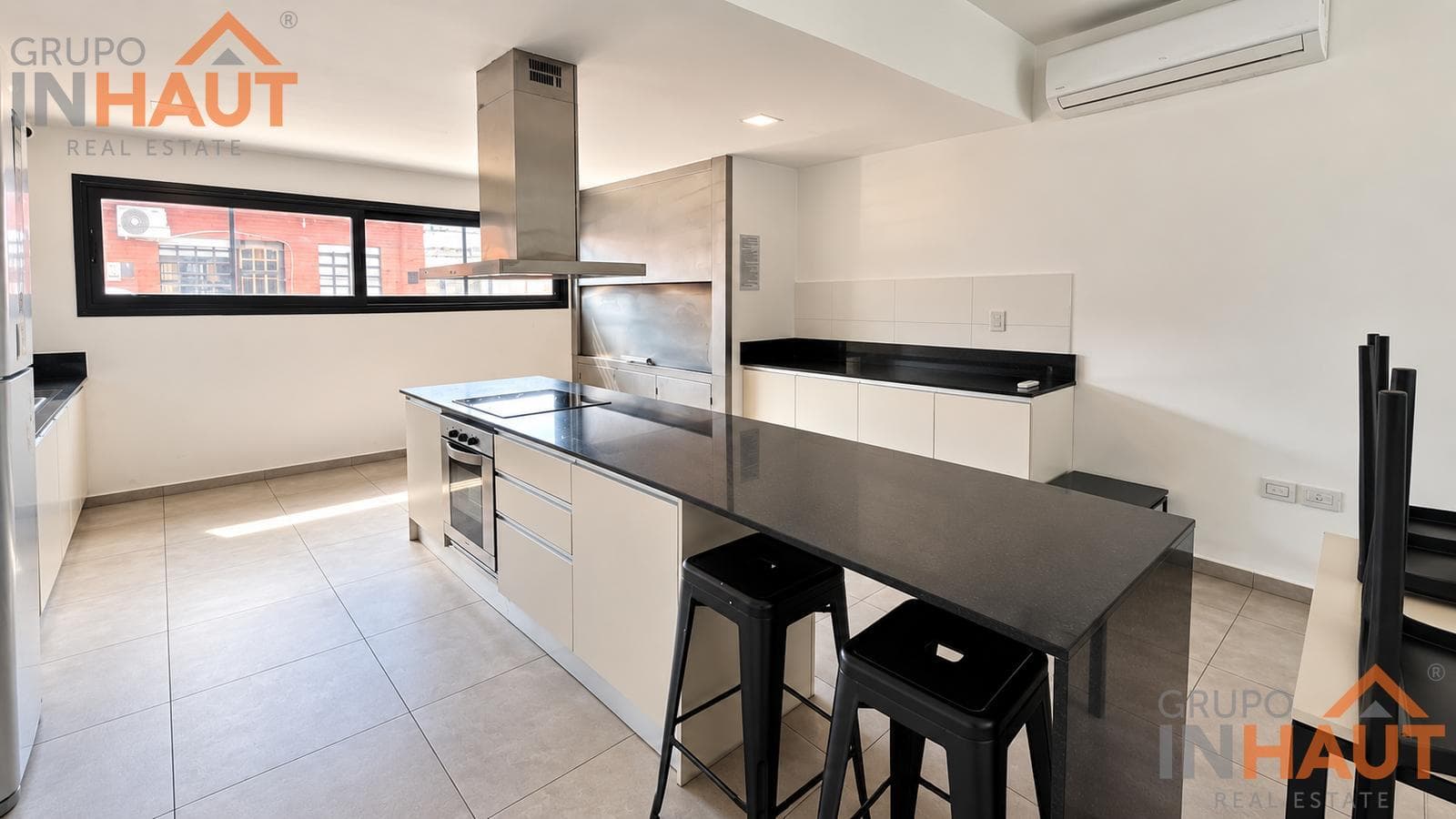 TWO-BEDROOM APARTMENT FOR SALE WITH GARAGE IN NEUQUEN