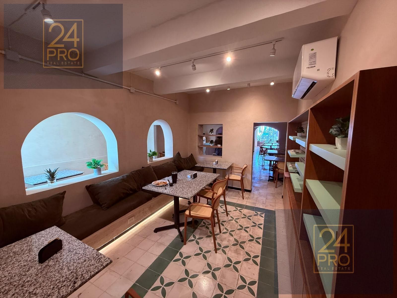 | Commercial Space for Rent in Downtown |