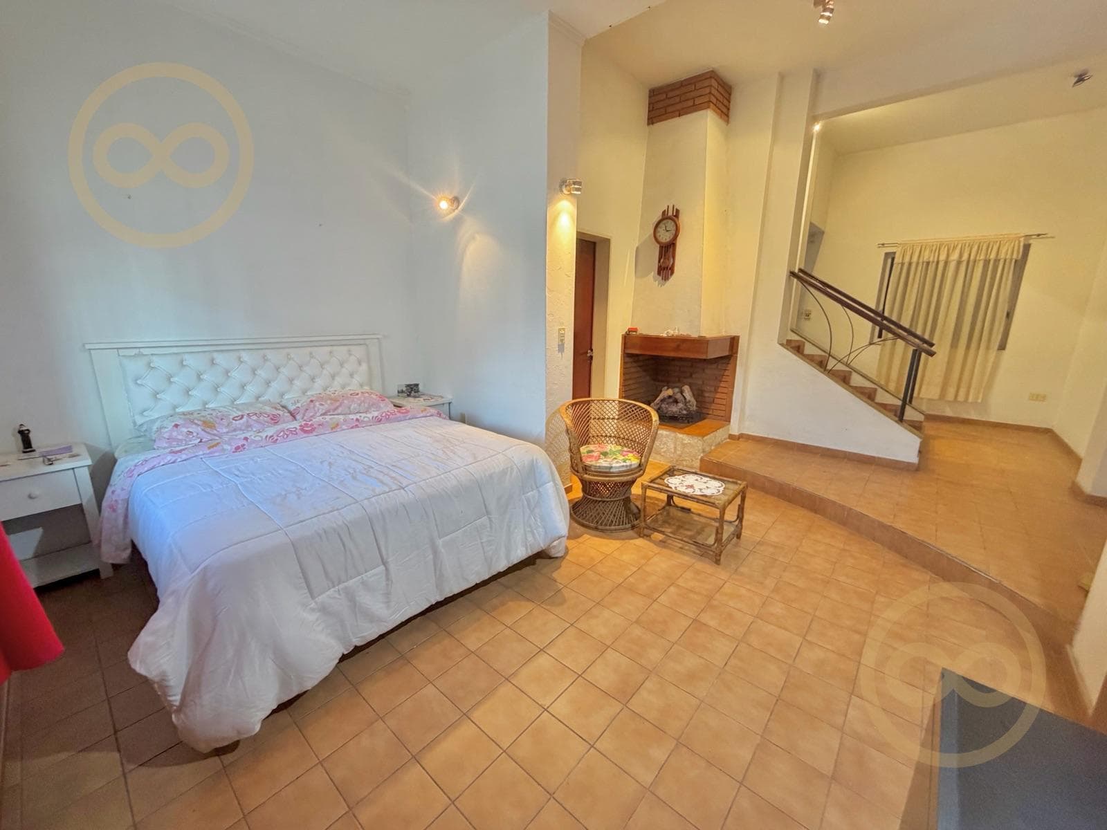 HOUSE FOR SALE ON ITS OWN LOT WITH GARAGE AND TERRACE IN VILLA PUEYRREDÓN