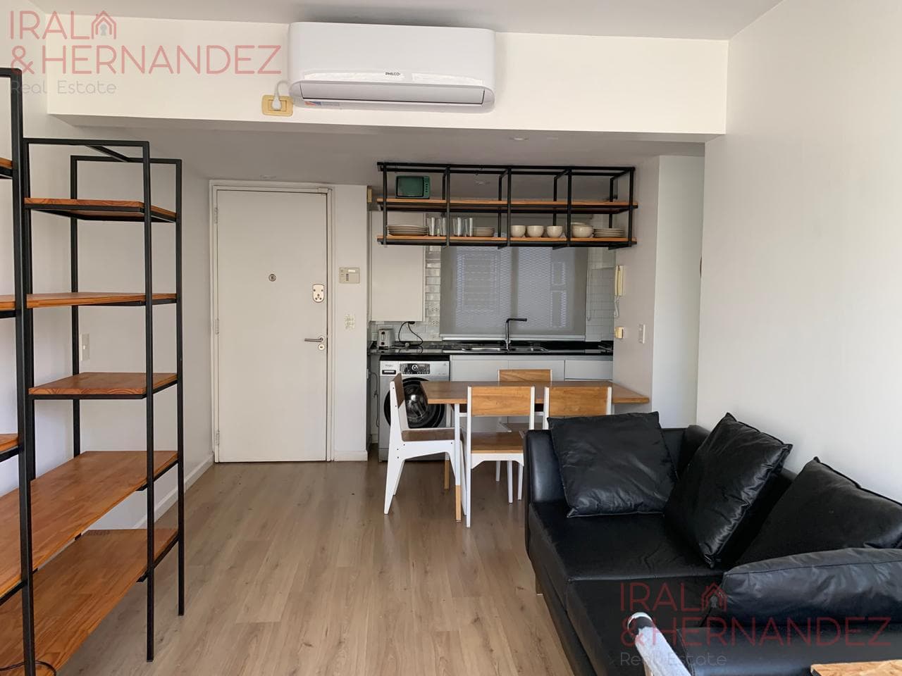 Furnished 2-room apartment for rent in Nuñez with a private terrace and garage