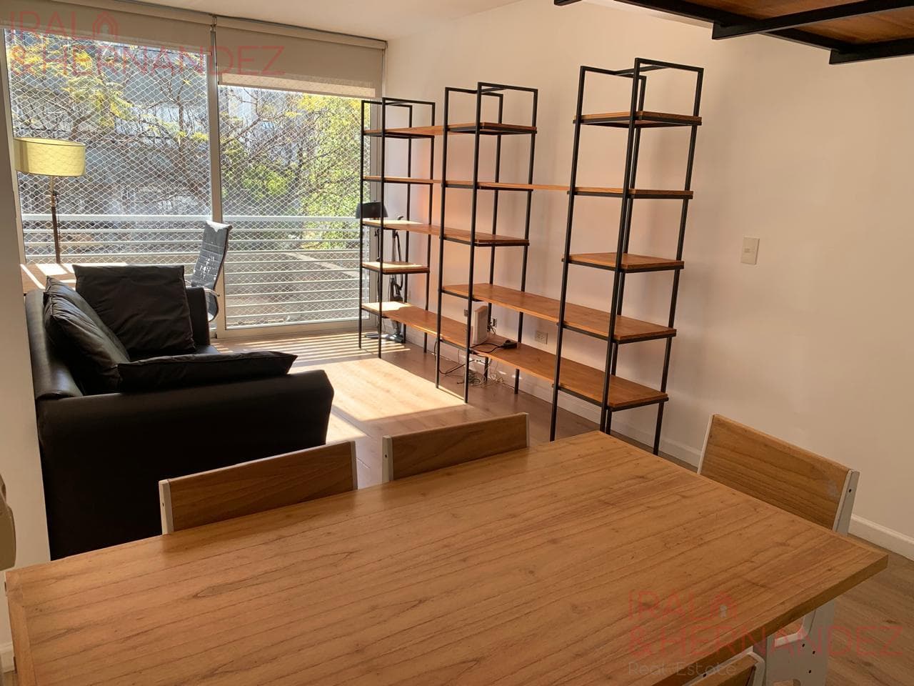 Furnished 2-room apartment for rent in Nuñez with a private terrace and garage