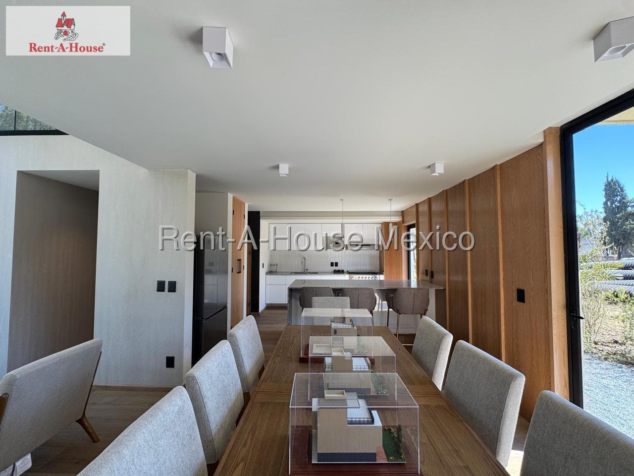 House for Sale in Tlalpan, Fuentes Brotantes, EOD 26-2109