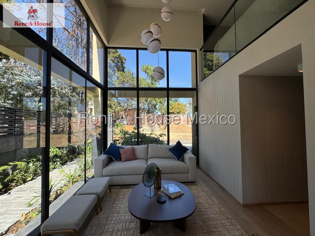 House for Sale in Tlalpan, Fuentes Brotantes, EOD 26-2109