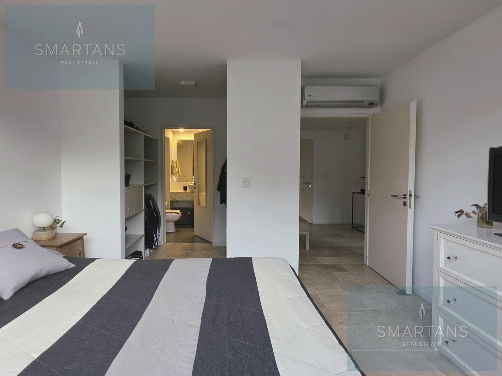 3-room apartment for sale in Martínez with a garage and amenities
