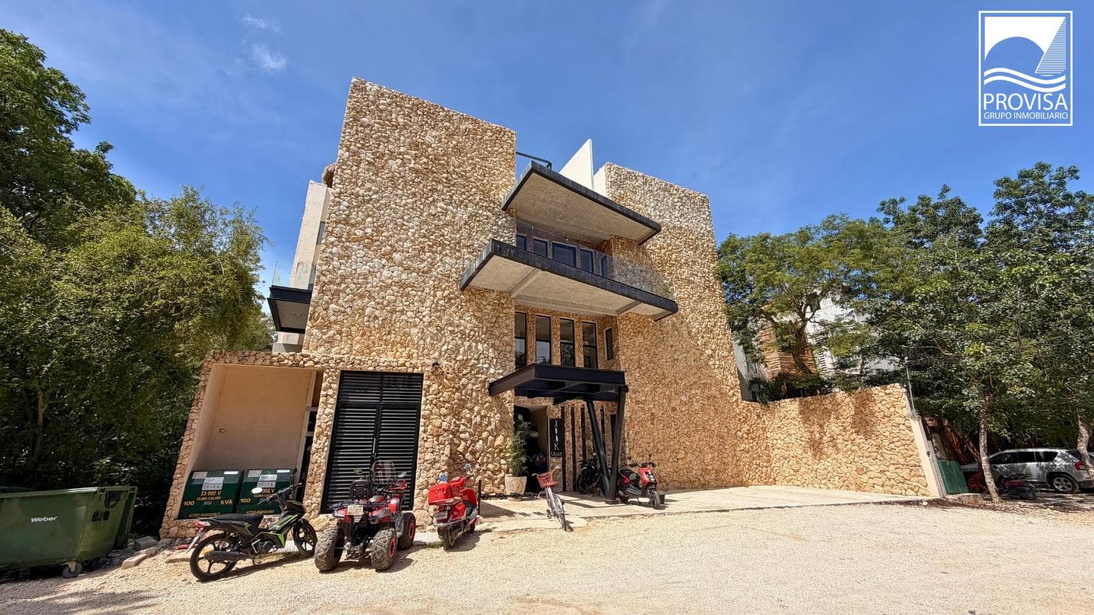 New, furnished studio apartment for sale in Tulum