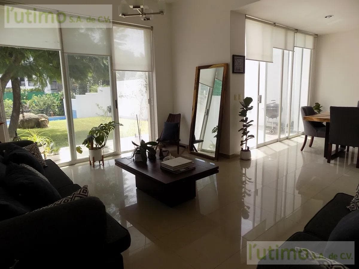 HOUSE FOR SALE, LA CAÑADA SUBDIVISION, CUERNAVACA.