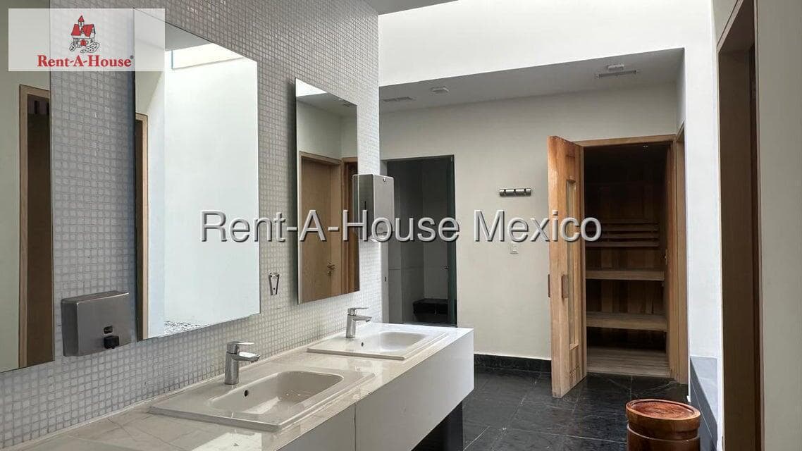 Apartment for Rent in Hacienda de las Palmas, Huixquilucan, JL 27-1043.