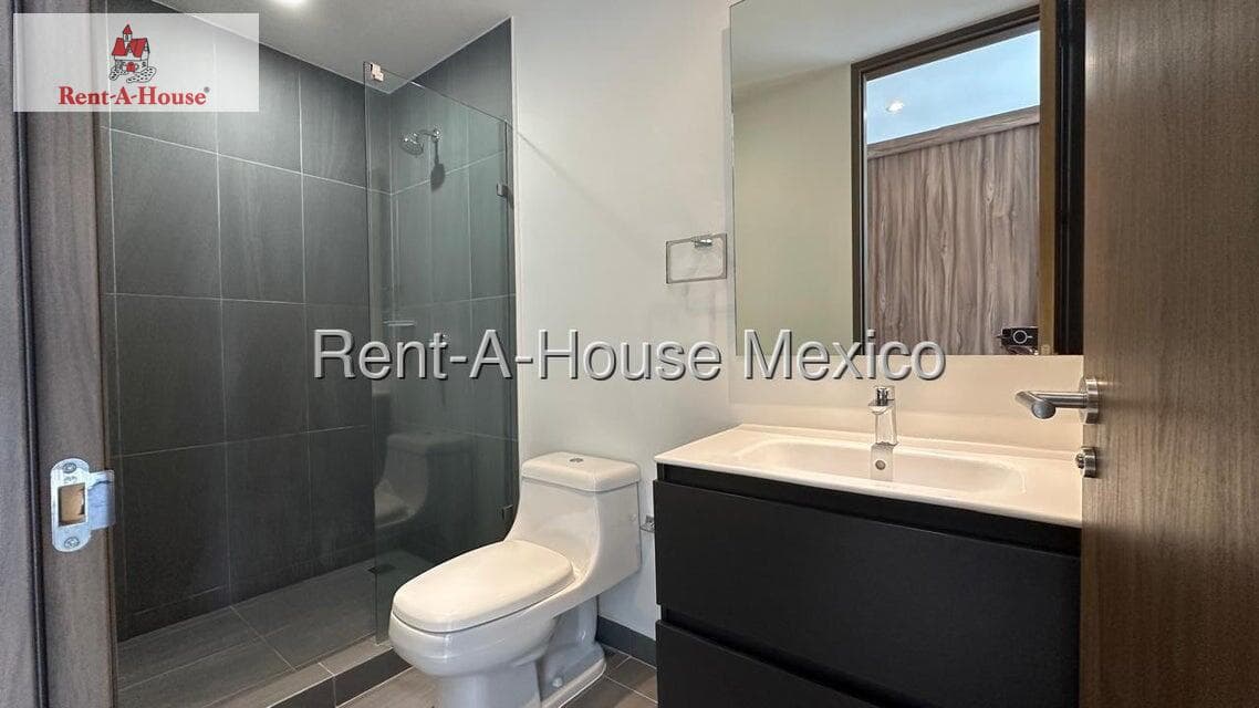 Apartment for Rent in Hacienda de las Palmas, Huixquilucan, JL 27-1043.