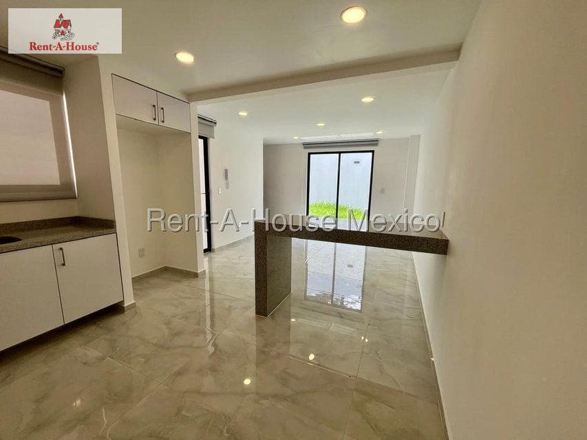 House for Rent in Bosques del Lago, Cuautitlán Izcalli, JL 27-1049.