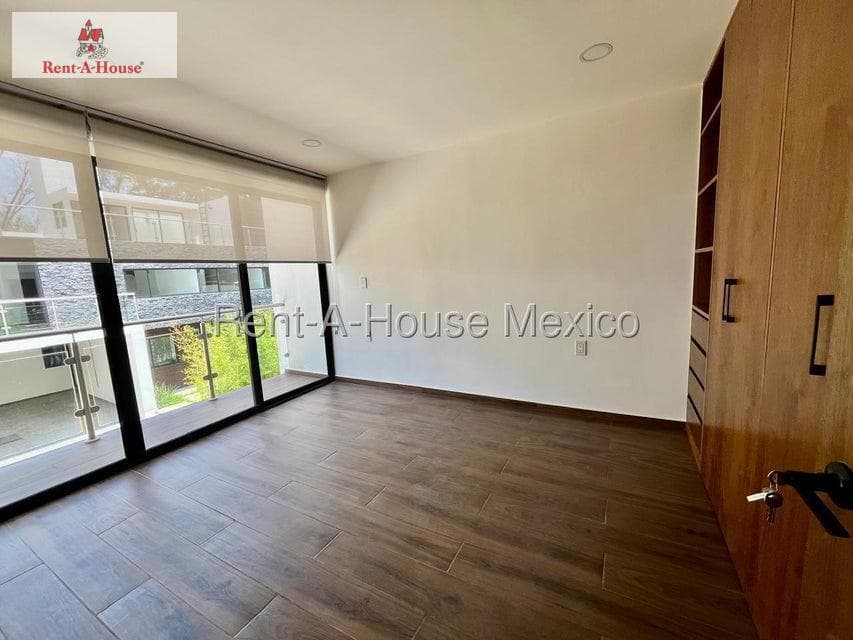 House for Rent in Bosques del Lago, Cuautitlán Izcalli, JL 27-1049.