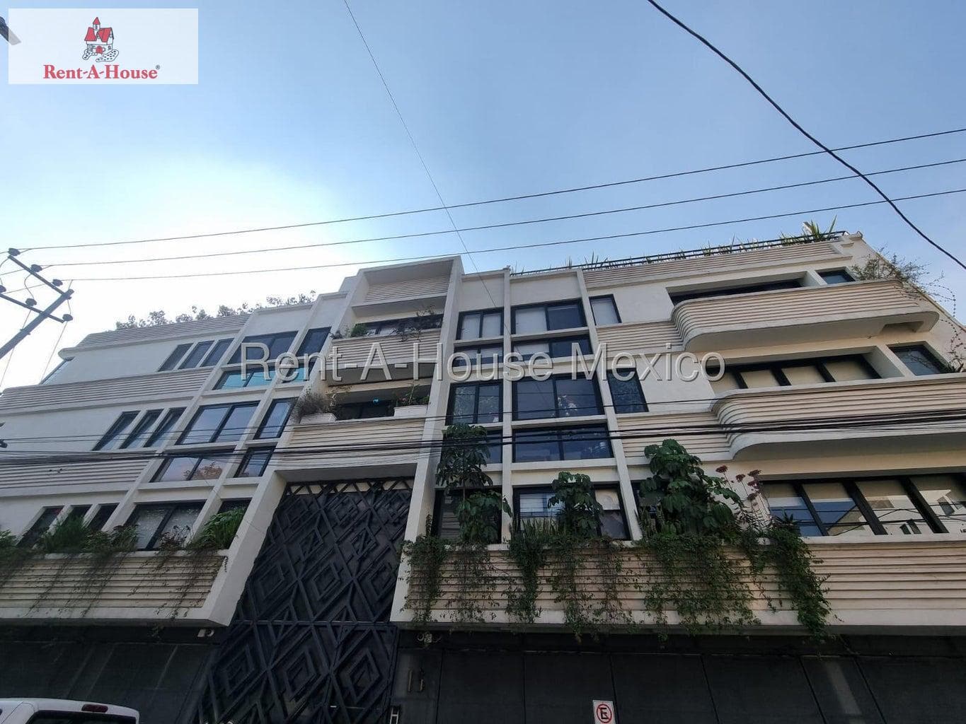 Apartment located on Torreon Street, Colonia Roma Sur EOD 26-1826