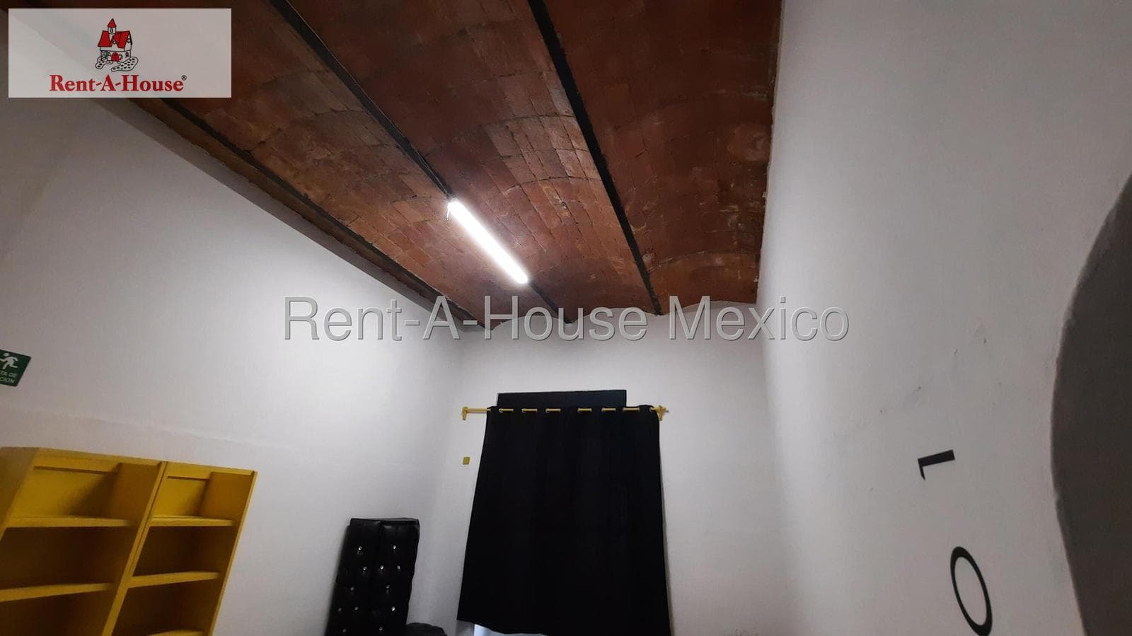 House for Rent with Miguel Hidalgo Zoning Designation EOD 27-61