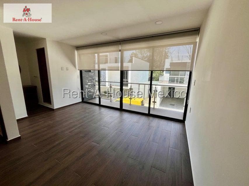 House for Rent in Bosques del Lago, Cuautitlán Izcalli, Listing No. 27-1049.