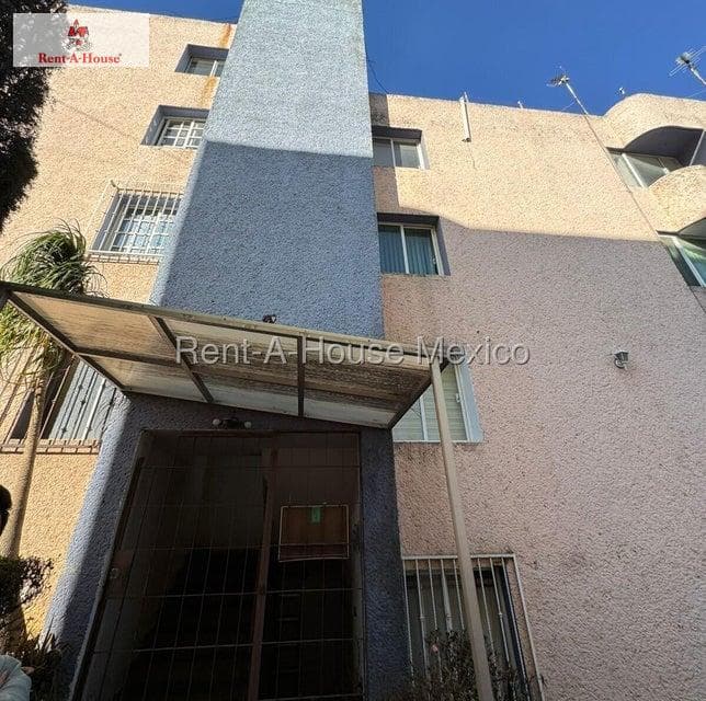 Apartment for Sale in Lomas Verdes, Naucalpan de Juárez, JL 27-1030.