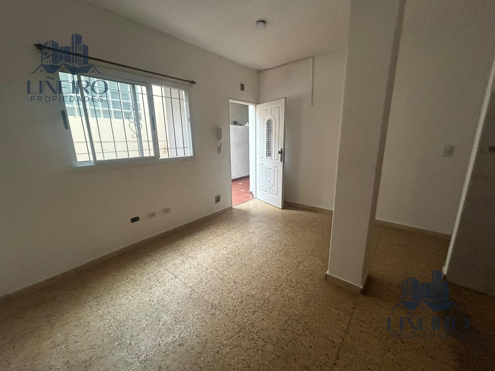 3-room apartment with a balcony for RENT - VILLA DOMINICO