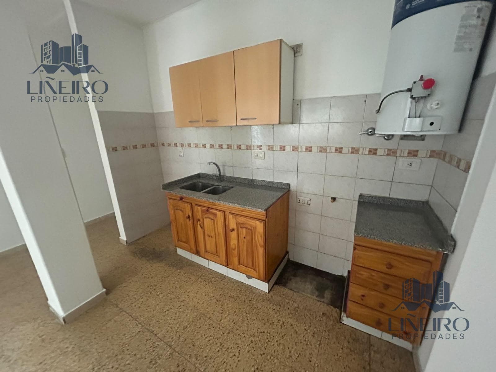 3-room apartment with a balcony for RENT - VILLA DOMINICO