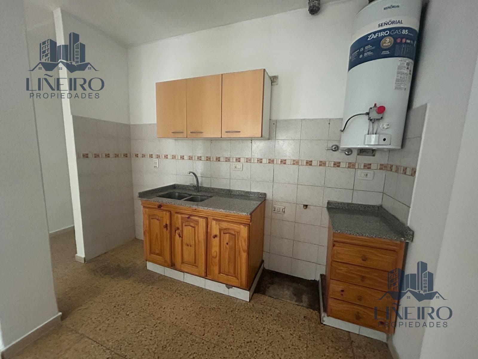 3-room apartment with a balcony for RENT - VILLA DOMINICO