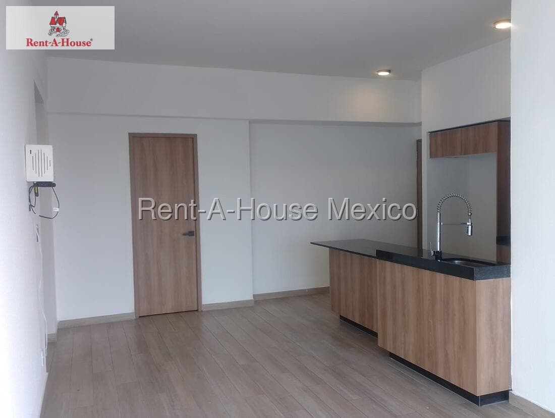 Apartment for Sale in Bosques del Valle, Coacalco, Listing No. 27-100