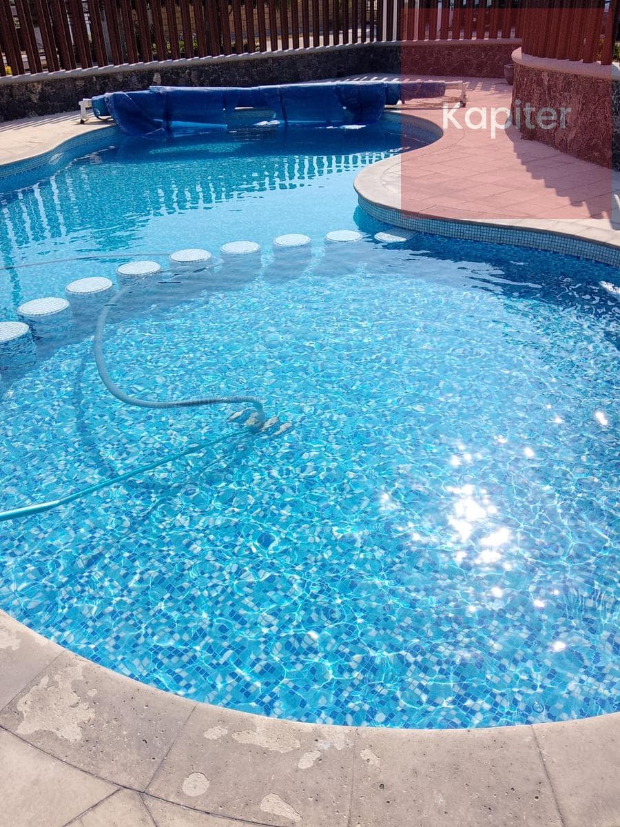 House for SALE in a Condominium in Cumbres del Lago